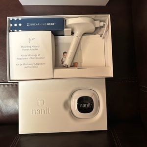 Nanit Pro Camera and wall mount